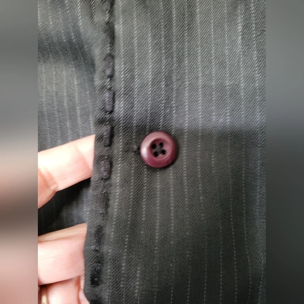 Red Snap button front